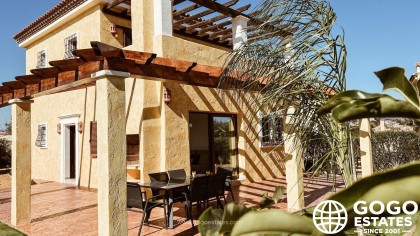 Villa de Lujo de 4 Habitaciones en el Resort Desert Springs