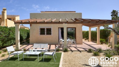 Urokliwa willa z 3 sypialniami w ośrodku Desert Springs