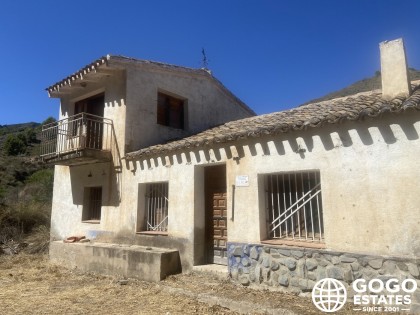 Finca Espaciosa en Venta Cerca de Morata con 5 Dormitorios