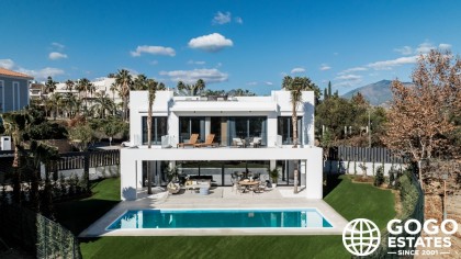 Nieuwe Bouw Villa Dichtbij El Campanario Golfbaan