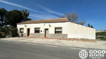 Villa Independiente en Venta en Las Heredades, Costa Blanca Sur