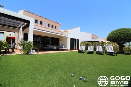 Villa Independiente en Venta en La Finca Golf Resort