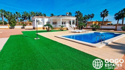 Charmante Propriété de Campagne à Catral avec Piscine et Solarium