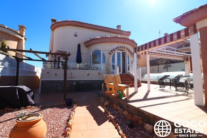 Villa Independiente en Benimar con Piscina Privada