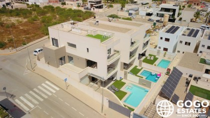 Villa Détachée à Vendre à Benijofar avec 4 Chambres