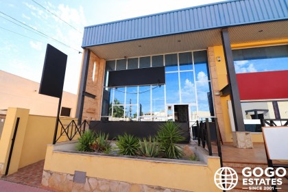 Commercial Leasehold in Alicante - Spacious Plot