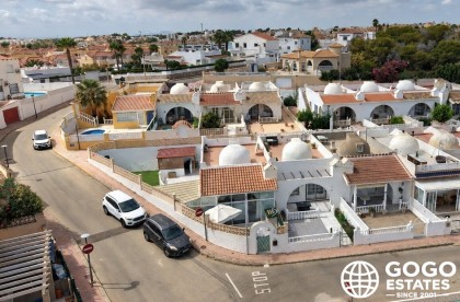 Charmante Bungalow in Blue Lagoon, Villamartin